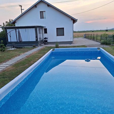 Kuca Za Odmor Domus Alba Vila Branjin Vrh Exterior foto
